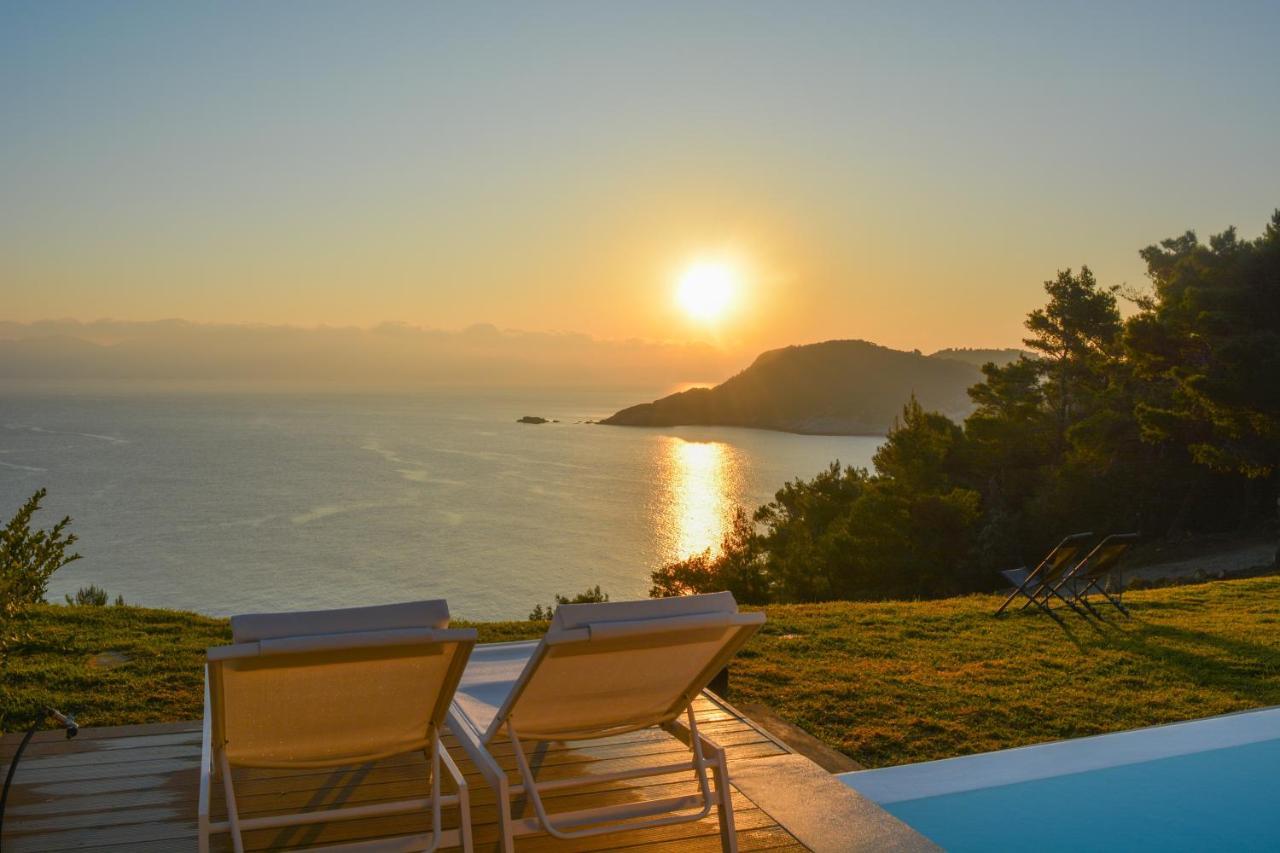 Thalasses Villas Skiathos Punta Eksteriør billede